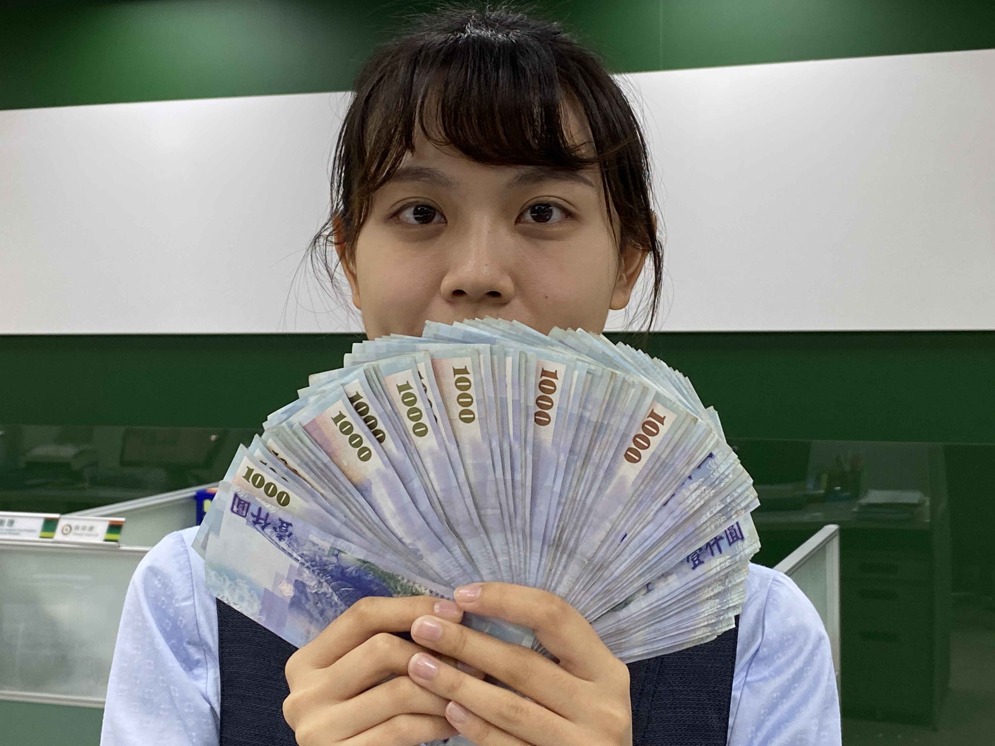 新台幣兌美元匯價21日強升，一舉升破31.5元價位。(圖／陳林幸虹 攝)