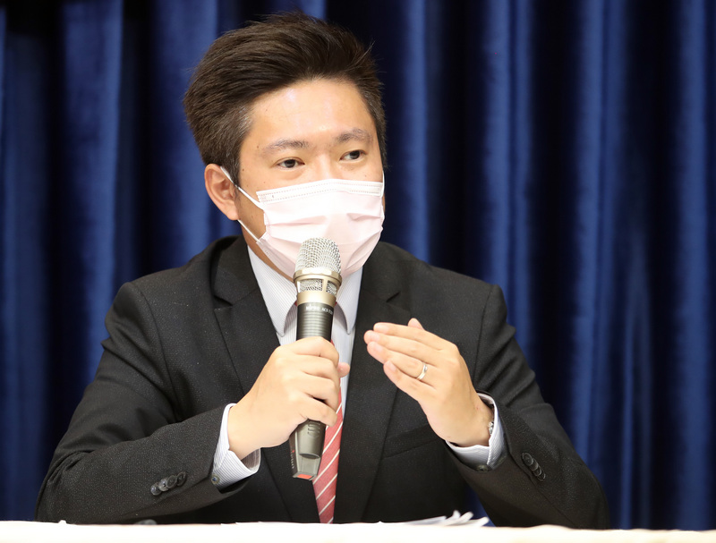 總統府發言人張惇涵13日表示，還原6月11日當天的訪問，蔡英文總統未曾說過泰國政府「阻擋」疫苗出口的話。(圖：中央社)