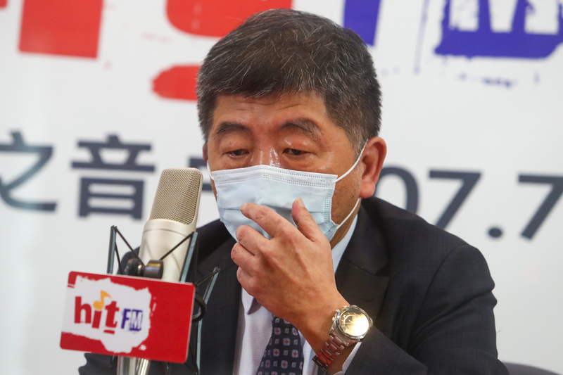 桃園醫院群聚2個半月後又出現華航諾富特案，中央流行疫情指揮中心指揮官陳時中（圖）3日上午接受電台專訪談國內武漢肺炎（2019冠狀病毒疾病，COVID-19）疫情。 (圖：中央社)