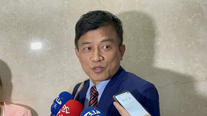 彭文正質疑法官審理不公正，曾提起行政訴訟、聲請法官迴避，均遭駁回。(圖:中央社)