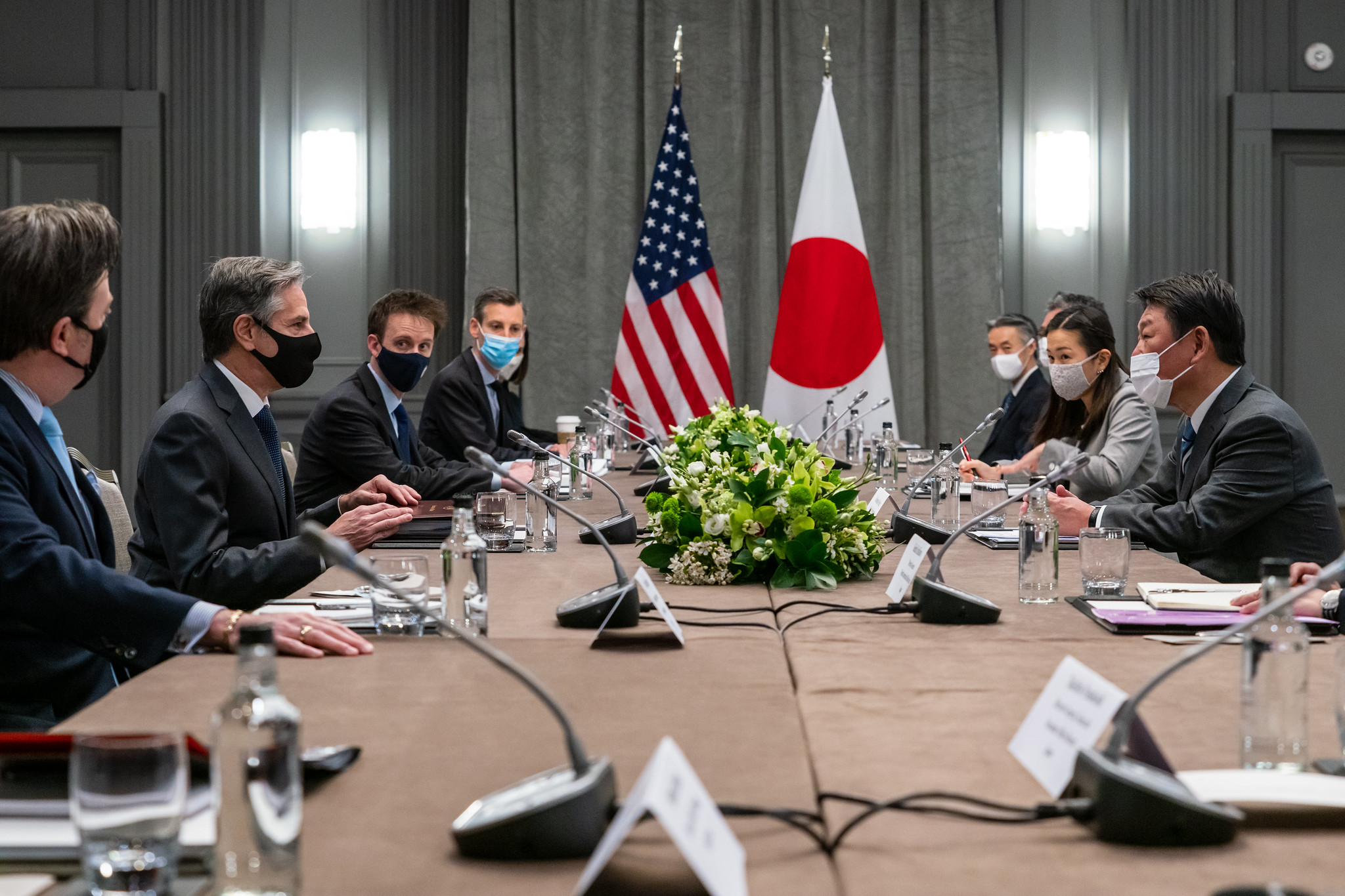 日本外相茂木敏充及美國國務卿布林肯（Antony Blinken）3日在倫敦G7外長會議前舉行會談。 (圖:美國國務院)