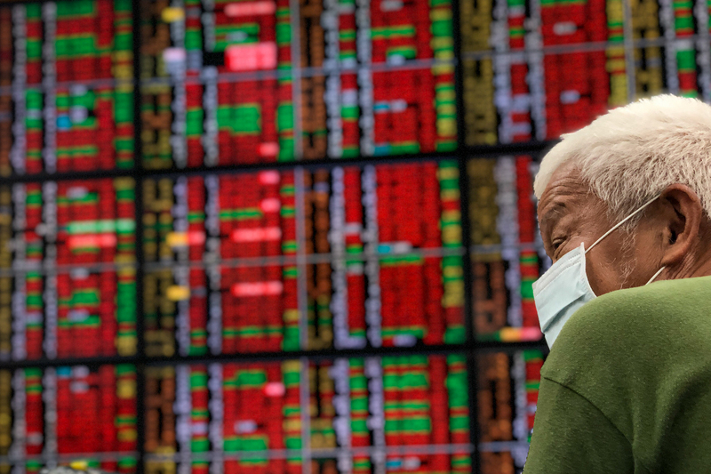 台股早盤一度大漲150點。 (圖：中央社)