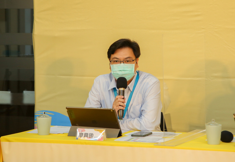 教育部主秘廖興國表示，不論是確診後復發或二度感染，只要快篩陽性，都建議7天內暫時不要到校為原則。（資料照片／教育部提供） (圖：中央社)