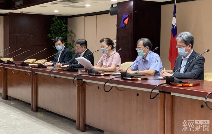 經濟部25日晚間指出，兩次停電事故檢討報告由經濟部國營會與台電公司協作撰寫，目前正做最後修正，會依照政院指示於本日完成，後續再向行政院報告。(圖:經濟部官網)