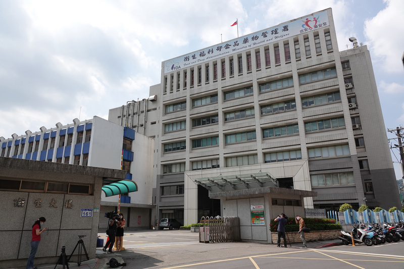 衛福部食藥署再添1人確診 ，未接觸民眾。(資料照片／中央社)