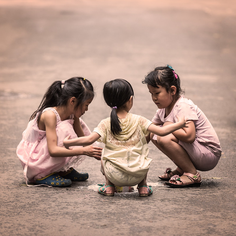 中國5月底宣布「三孩政策」，允許夫婦生育三個孩子，希望提振不斷下降的出生率。(圖：foter)