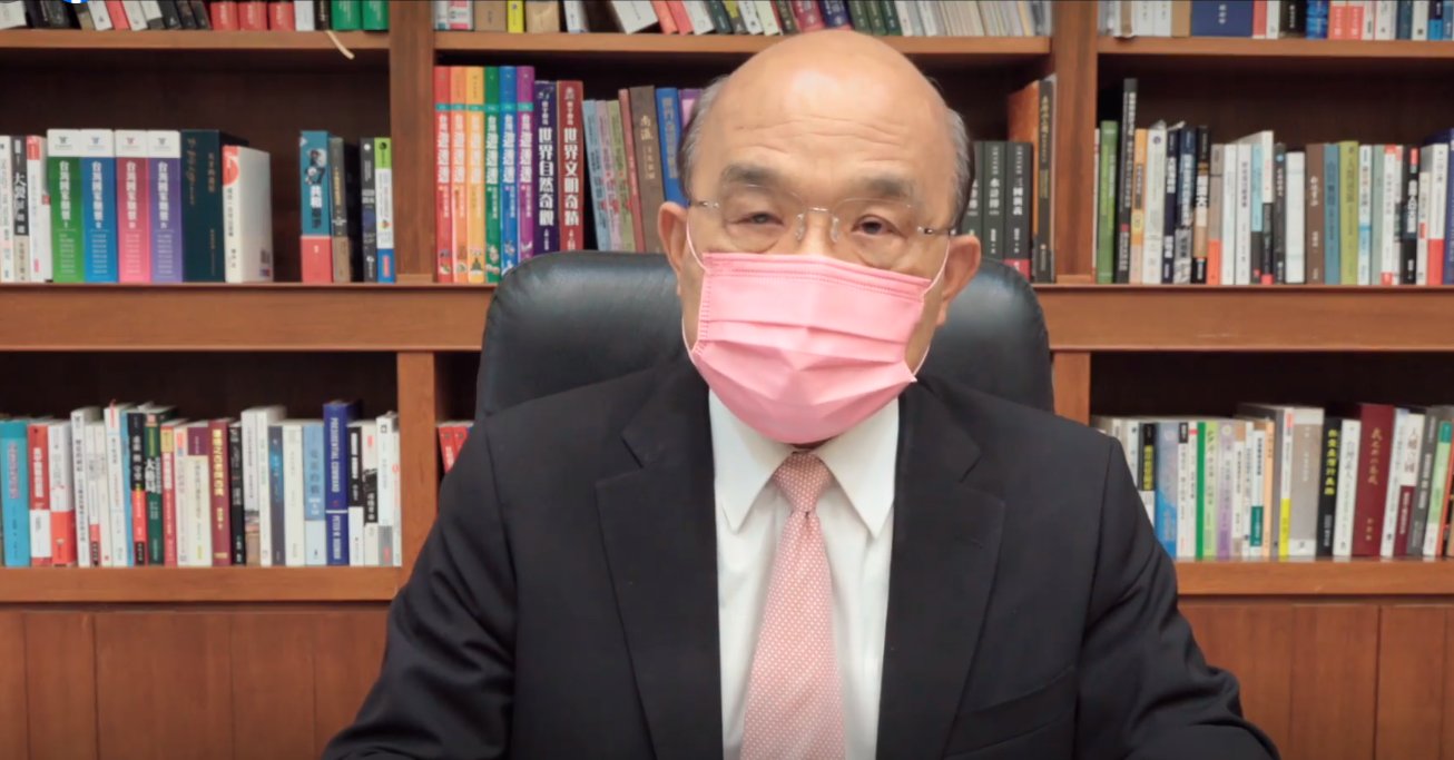 行政院長蘇貞昌引用「鬼滅之刃」當中的經典台詞「人生不會總是大雪紛飛」，呼應日台交流協會昨天對疫苗捐贈的發言。(臉書)