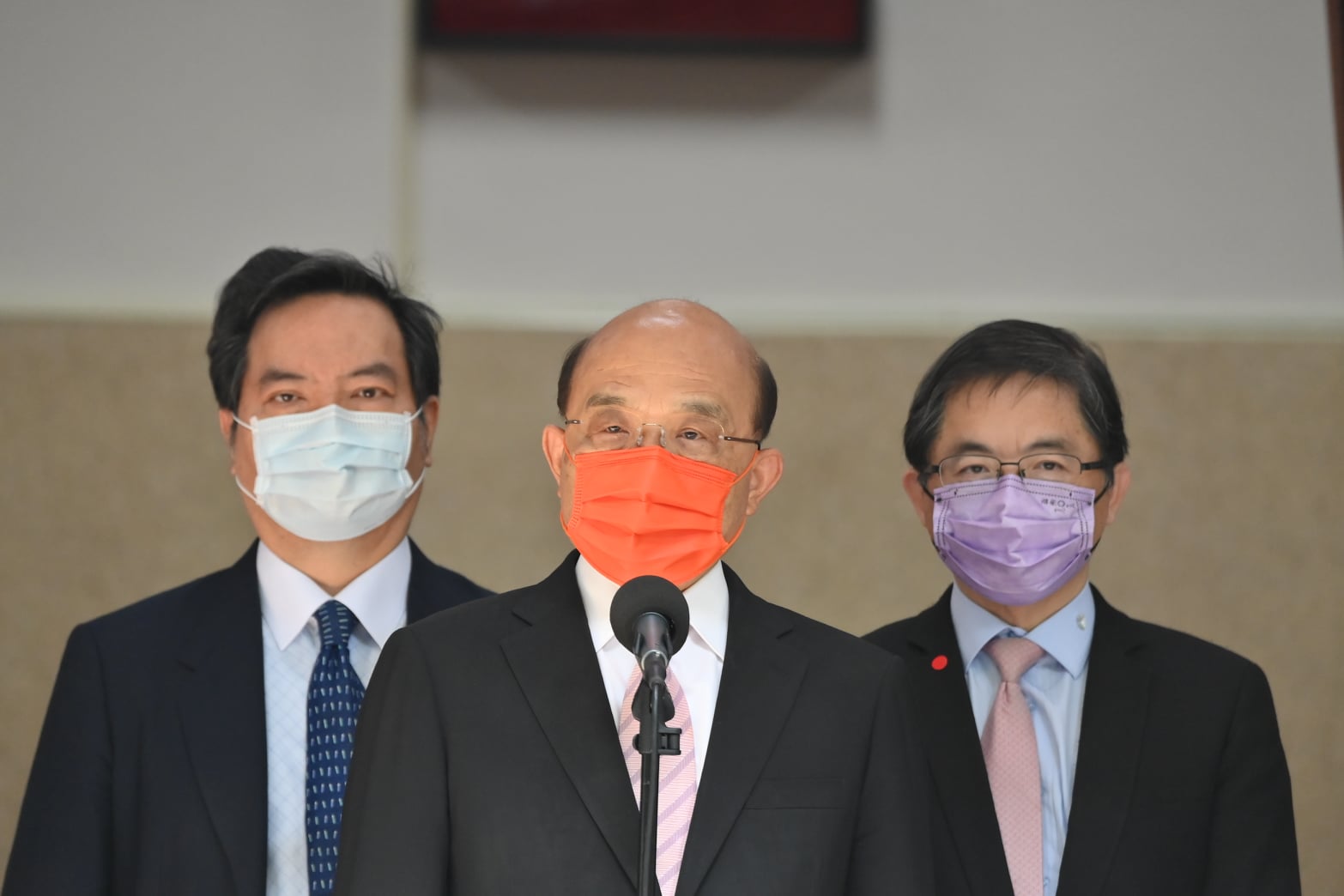 行政院長蘇貞昌今天再度赴立法院針對紓困4.0預算報告編制過程及備質詢（圖：行政院提供）