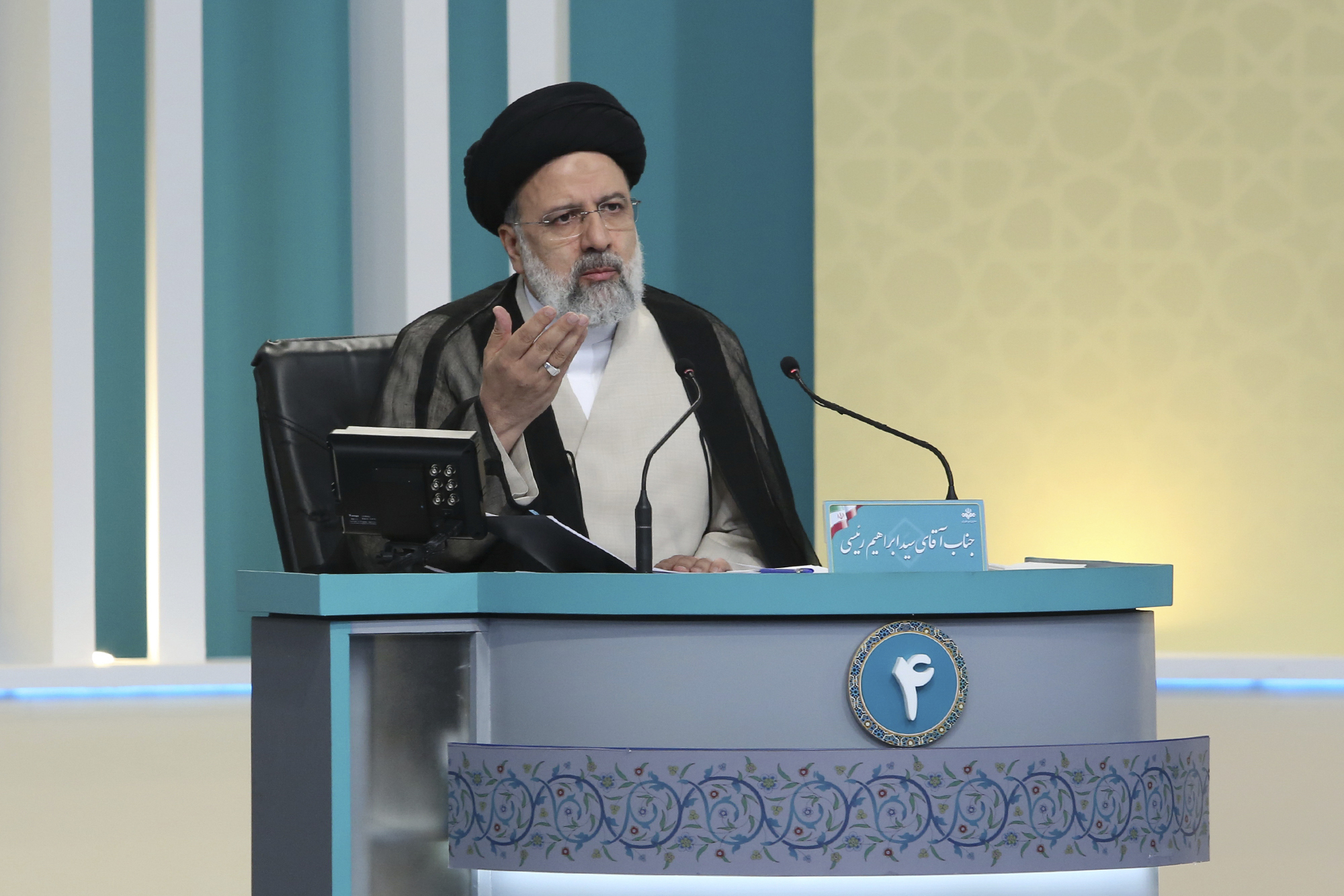 伊朗18日舉行總統大選，極端保守派教士萊希(Ebrahim Raisi)（圖）預料篤定獲得勝利。（ 美聯社／達志影像）