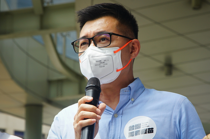 工商大老欲購疫苗未果 國民黨：行善需特許讓大家覺得噁心。 (圖：中央社)