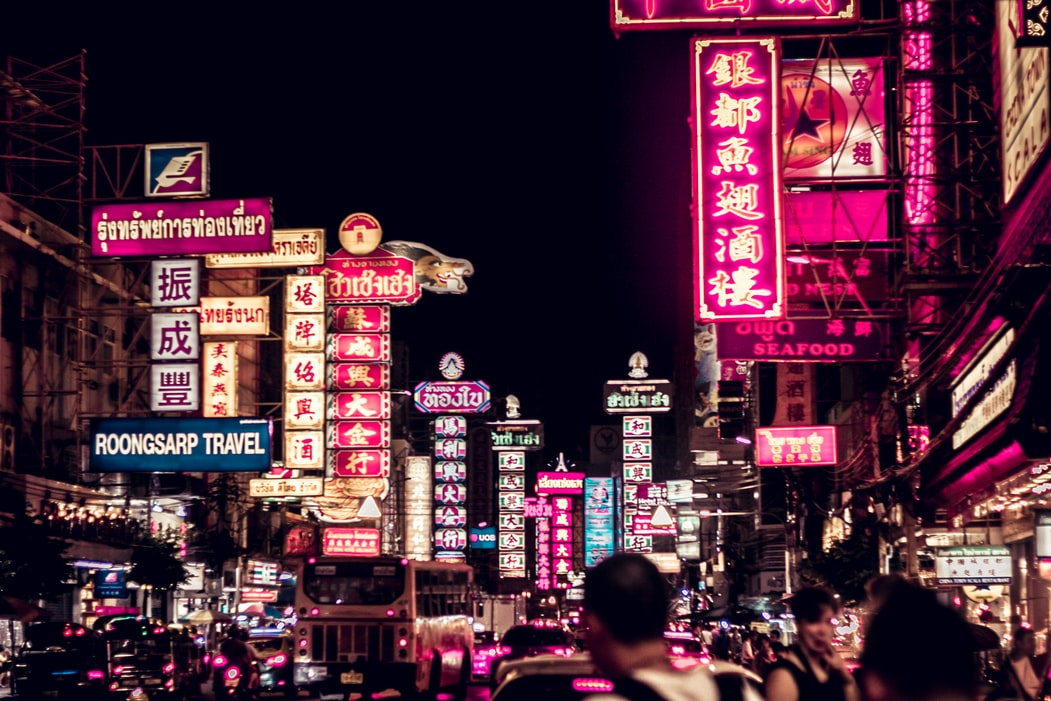 香港政府28日宣布，將從7月1日起，禁止所有來自英國的民航客機入境，以遏阻目前在英國傳播的2019年冠狀病毒疾病(COVID-19)Delta變種病毒擴散至香港。(圖:Unsplash)