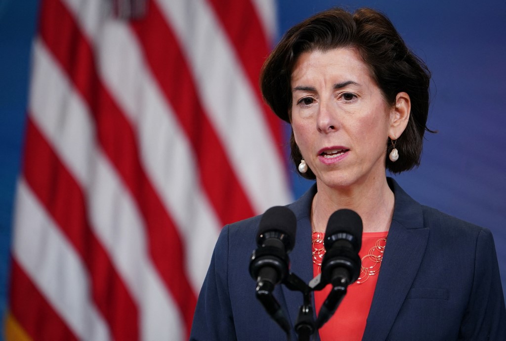 美國商務部長雷蒙多(Gina Raimondo)。 (AFP)