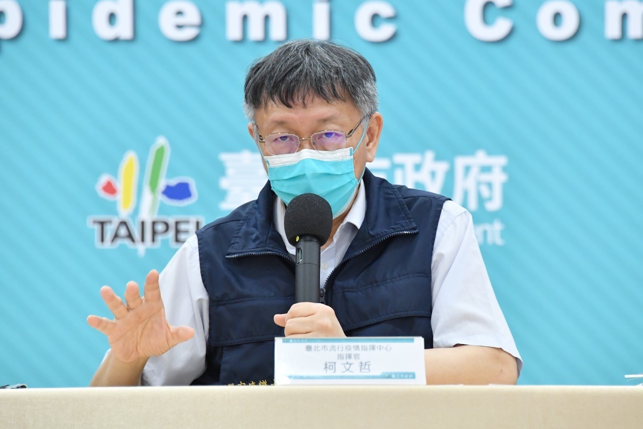 台北市長柯文哲主張疫苗混打，並說政治，找一個勇敢一點的負責就好。(台北市政府提供)