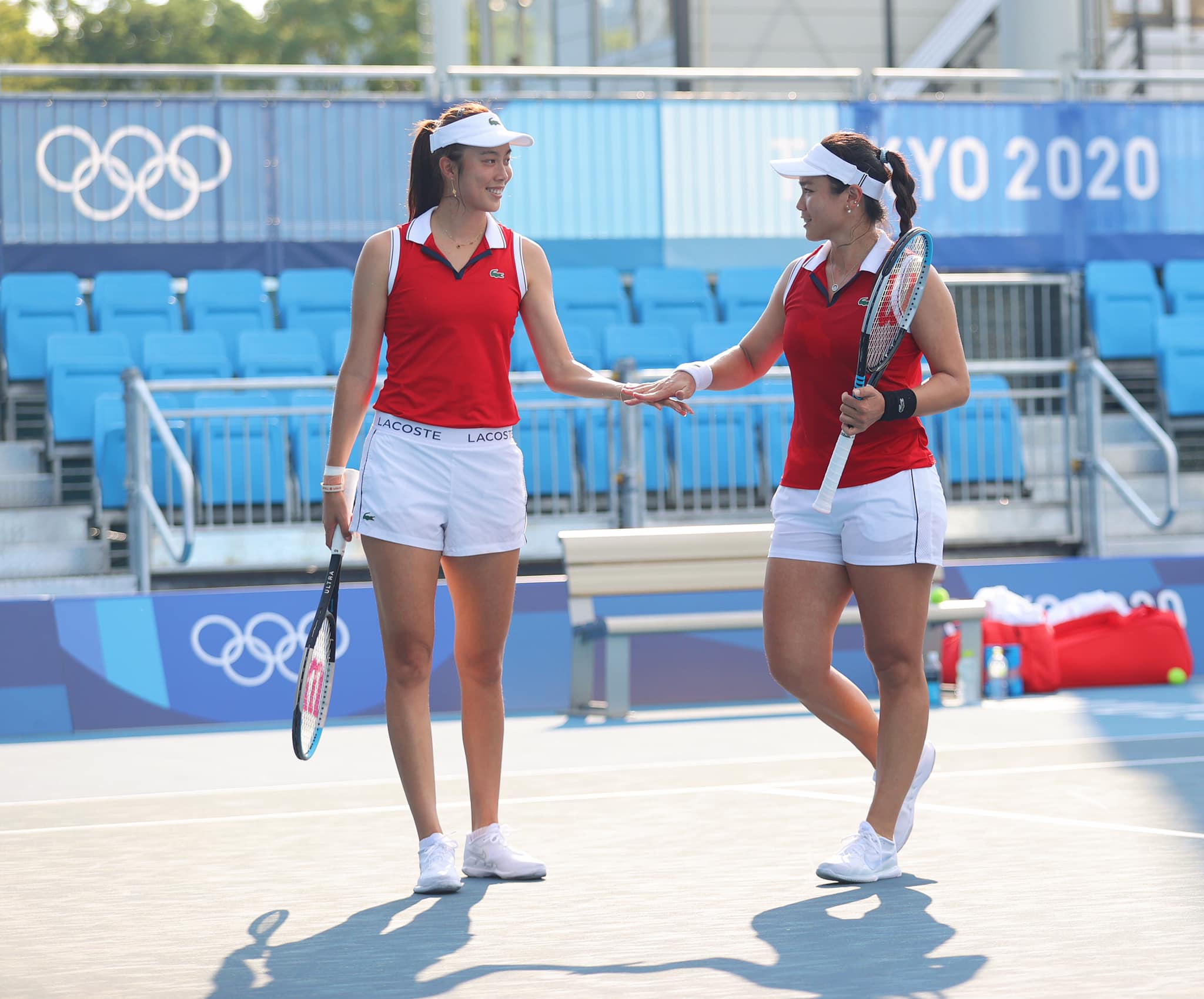 台灣網球雙打姊妹花詹詠然與詹皓晴，24日在東京奧運網球女雙首輪爆冷出局。(圖：詹詠然臉書)