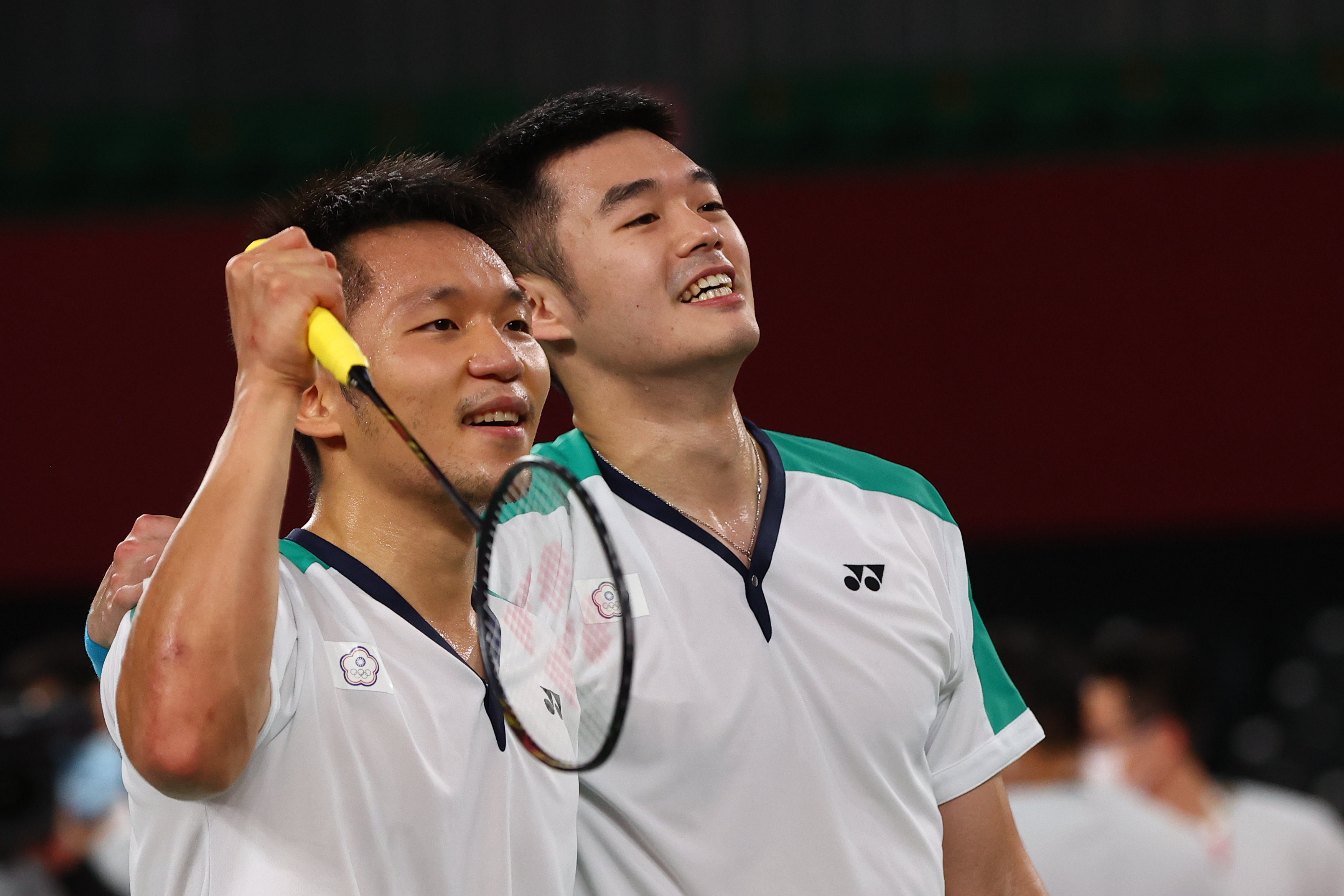 台灣羽球男雙搭檔王齊麟與李洋摘奧運首金。(路透社/達志影像)