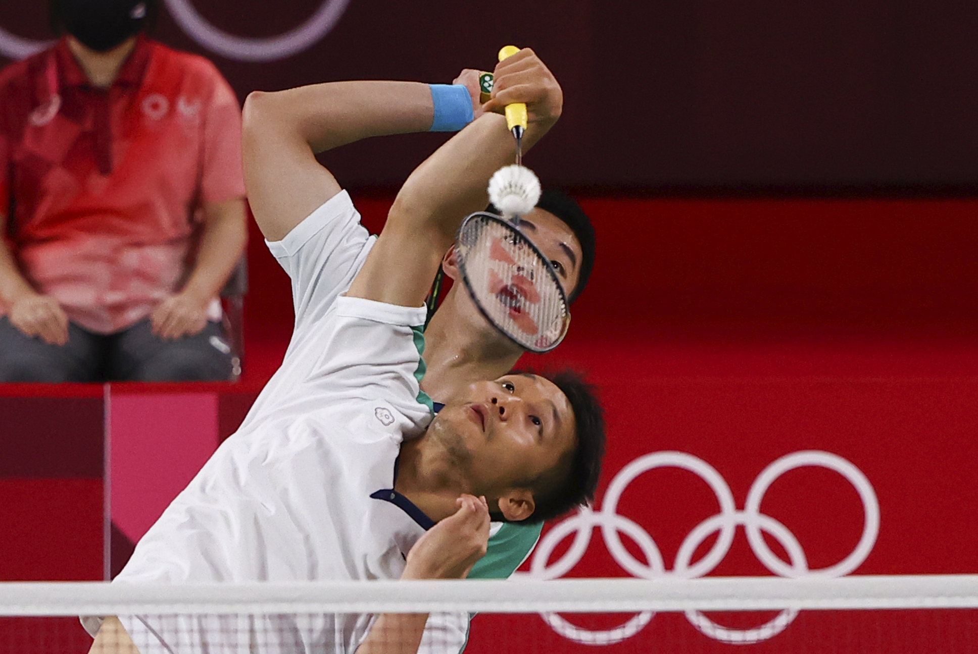 台灣羽球男雙搭檔李洋（前）與王齊麟（後）。（路透社/達志影像）