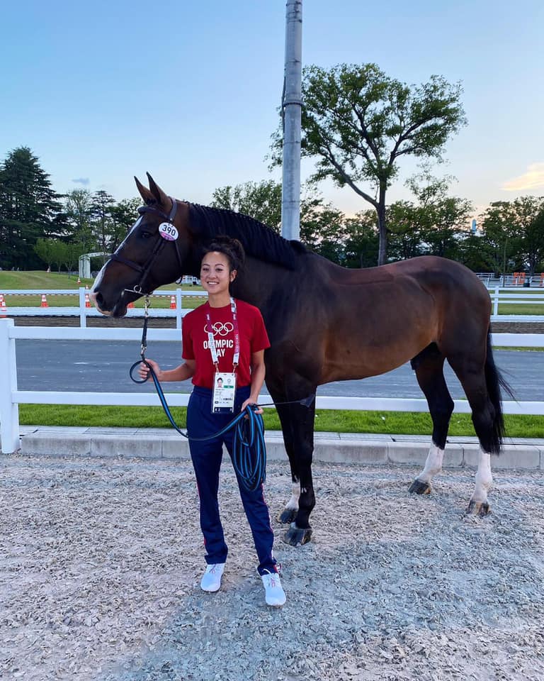 國巨董事長陳泰銘千金，台灣馬術好手陳少曼與愛駒 Benitus練習照。（圖：教育部提供）