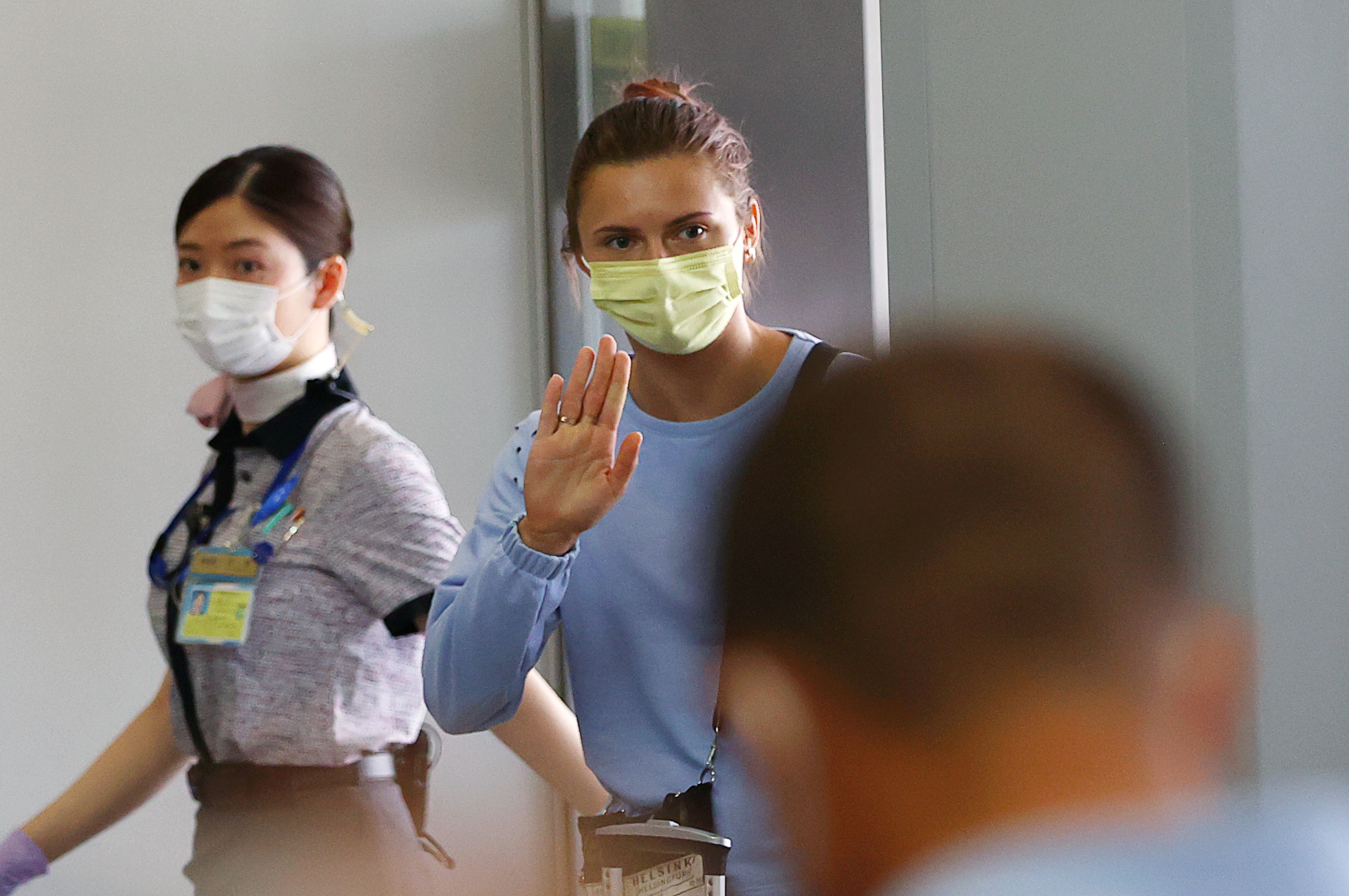 白俄羅斯短跑選手齊瑪諾斯卡婭(Krystsina Tsimanouskaya)4日從東京搭機前往波蘭。 (RT/達志影像)