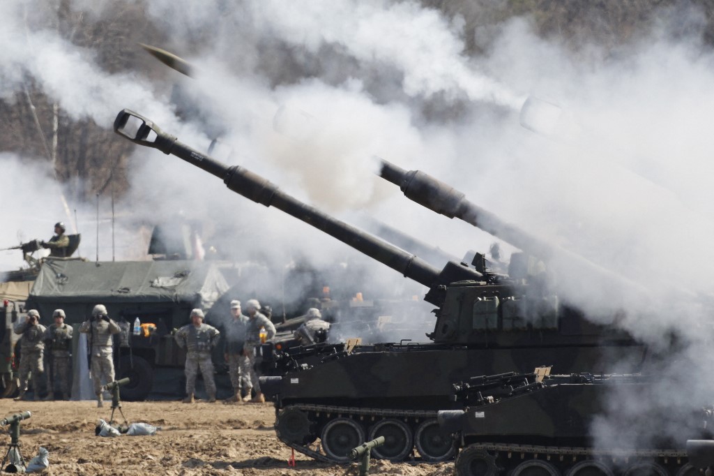 美國國務院4日宣布，已核准販售台灣40門M109A6(Paladin)帕拉丁型自走砲等項目。 (AFP/檔案照片)