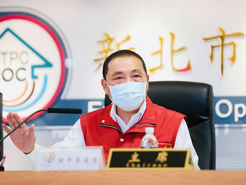 針對外界關注侯友宜何時宣布競選連任，侯友宜表示尊重黨中央規的規劃，目前還是衝刺市政為主。(圖：侯友宜臉書)