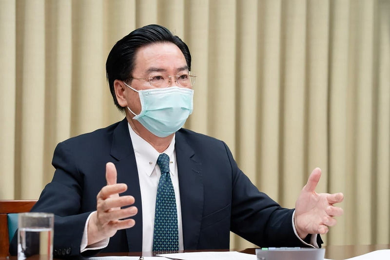 針對中國暫停台灣釋迦蓮霧輸入，外交部長吳釗燮19日表示，這種具敵意的行為已違反國際貿易規範。(資料照 / 外交部提供)