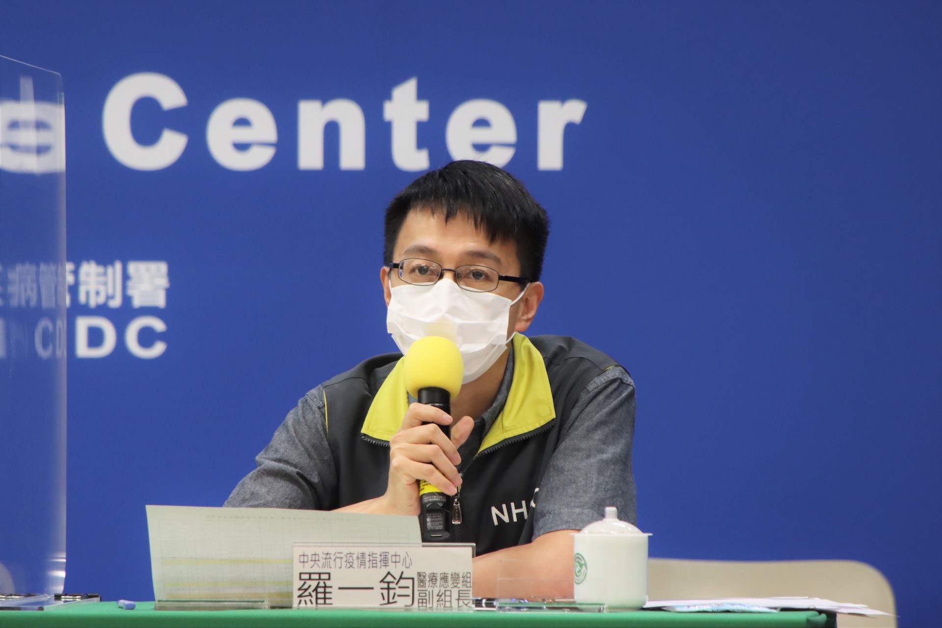 中央流行疫情指揮中心14日召開記者會，說明近來境外移入確診病例分析。（指揮中心提供）