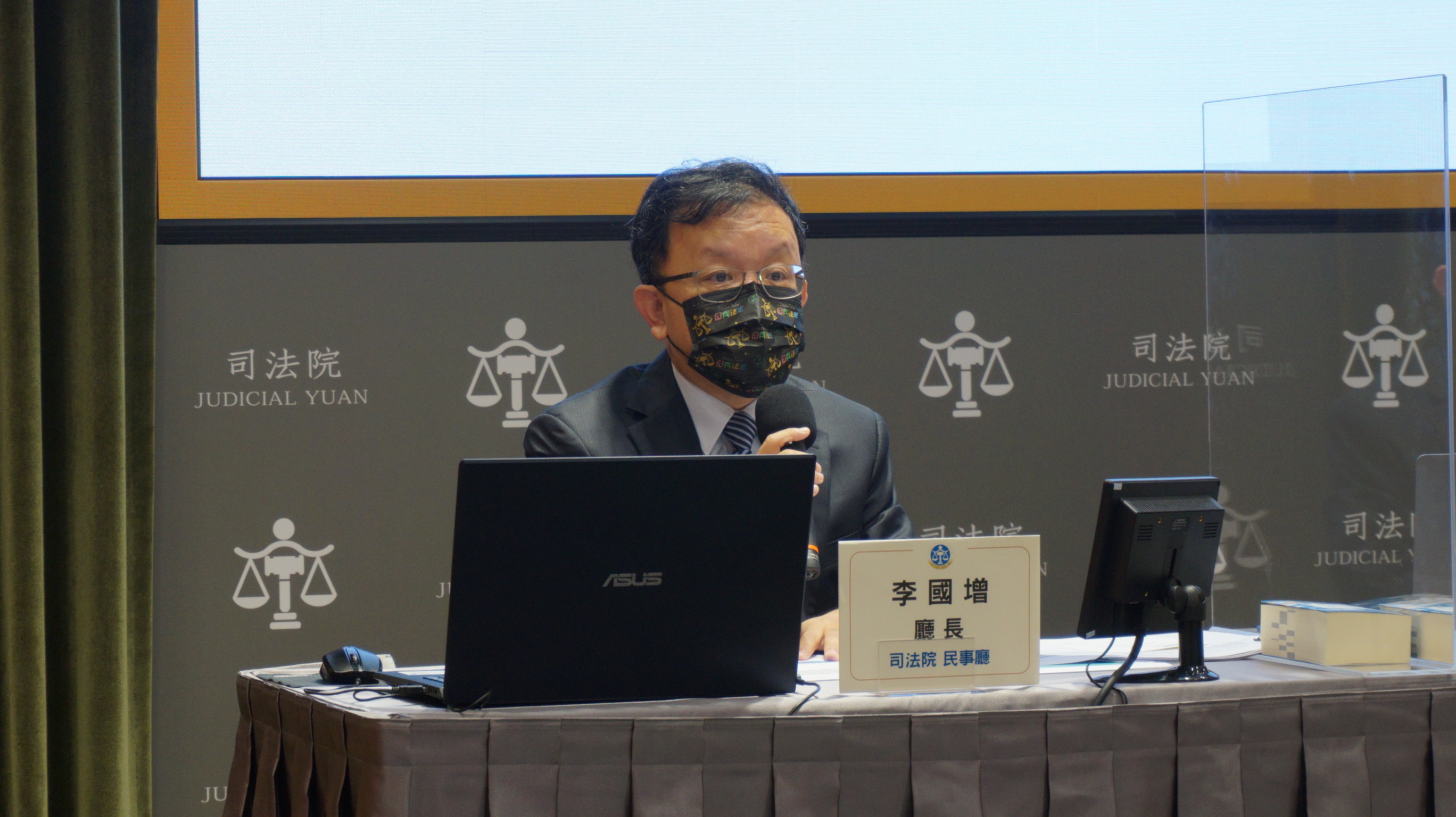 司法院民事廳廳長李國增指出，智慧財產及商業法院上路首月已終結4件重大商業紛爭，審理效率提高許多。(司法院提供)