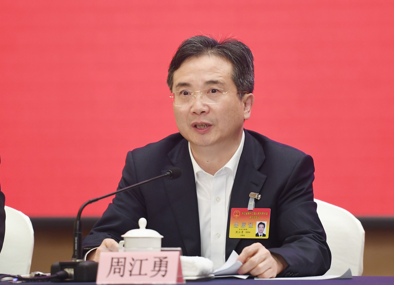 圖為2020年1月12日，浙江省第13屆人民代表大會會議期間，周江勇在杭州代表團發言。（中新社提供）(資料照片/CNA)