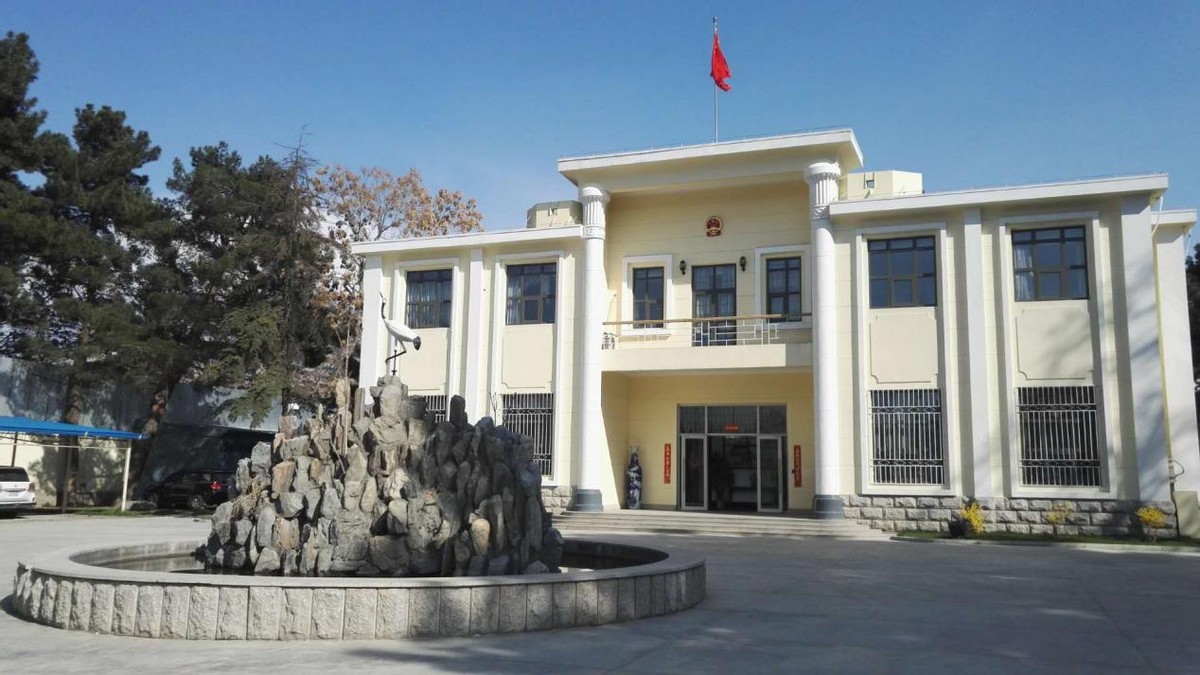 中國成為自阿富汗塔利班(Taliban)掌權以來，第一個正式任命新任駐阿富汗大使的國家。圖為中國駐阿富汗大使館。 (網路圖片)