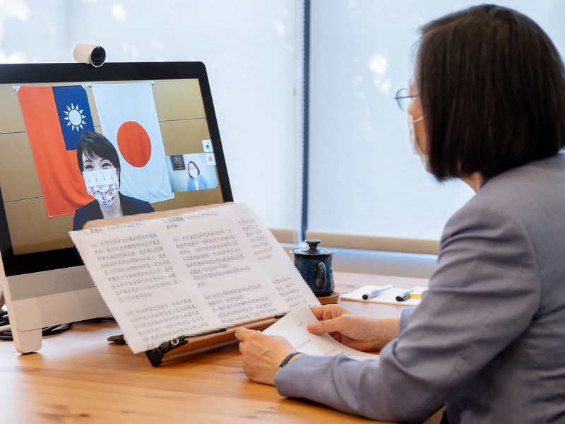 民進黨主席蔡英文20日與日本眾議院議員高市早苗進行視訊會談。（圖：民進黨提供）