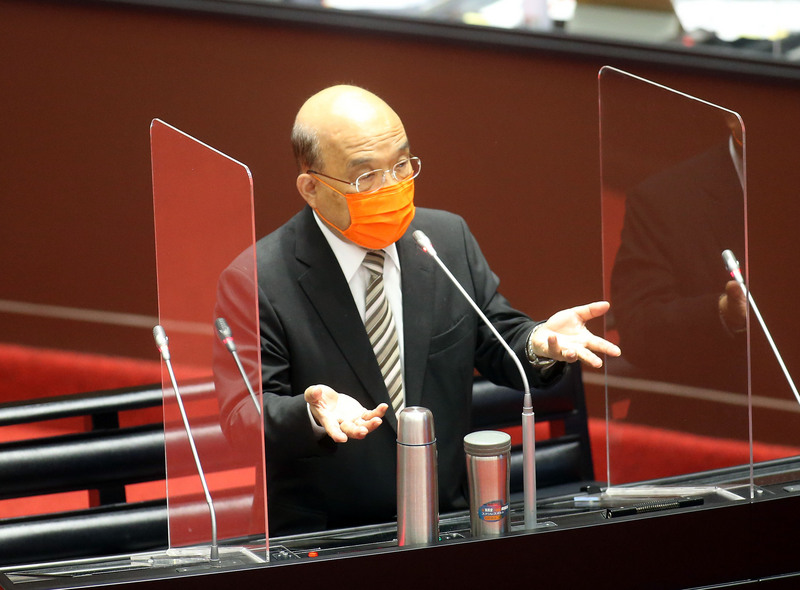 行政院長蘇貞昌（圖）表示，美國疫苗入境政策尚未定案，會持續溝通。 (圖：中央社)