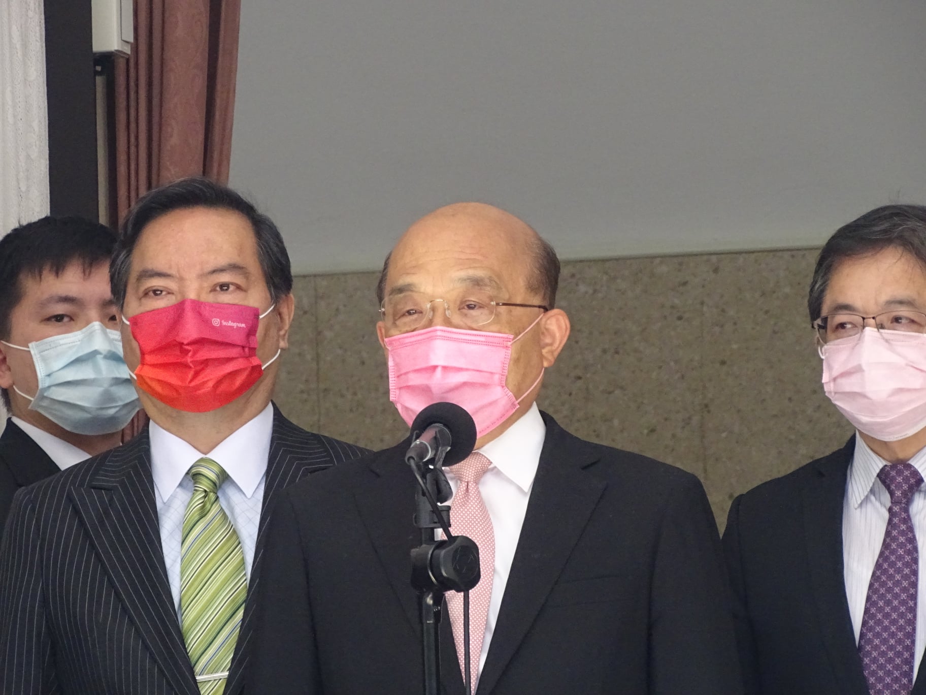 行政院長蘇貞昌23日表示，台灣非常感謝相關友我國家一再對台灣贈送疫苗。（劉玉秋攝）