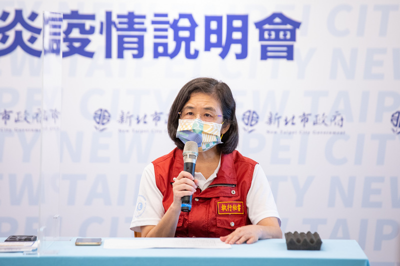 恩主公醫院日前對25名民眾施打未經稀釋的輝瑞BNT疫苗。新北市衛生局長陳潤秋3日公布調查報告指出，院方未落實疫苗作業SOP程序及未盡督導之責，依法開罰新台幣25萬元。（新北市政府提供）