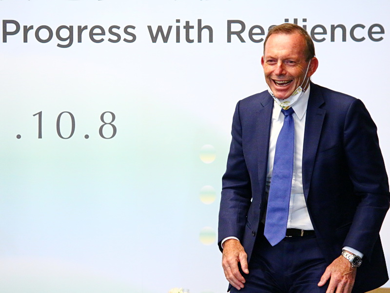 澳洲前總理艾波特(Tony Abbott)應邀出席玉山論壇，他表示台灣在友人支持下，應尋求「東方以色列」模式加強不對稱戰力 (央廣記者王照坤 攝)