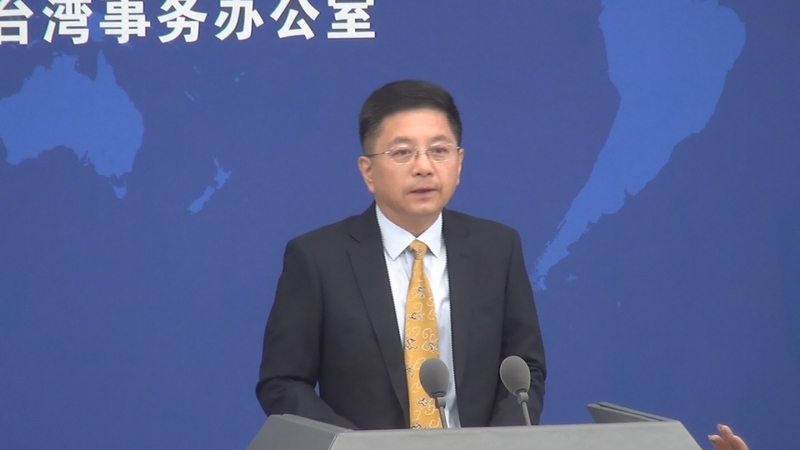 針對總統蔡英文國慶談話提到「中華民國與中華人民共和國互不隸屬」，中國大陸國台辦發言人馬曉光13日聲稱，兩岸關係絕不是國與國關係，互不隸屬就是「赤裸裸地販賣兩國論」。 (圖：中央社)