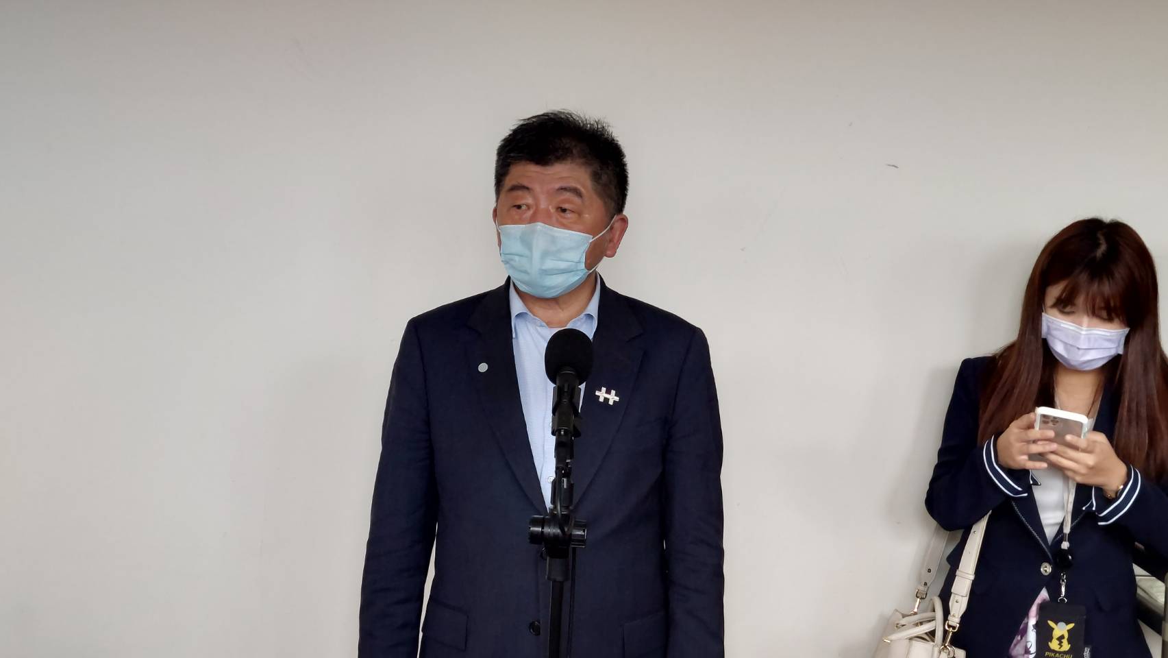 針對默沙東COVID-19口服藥採購，陳時中14日受訪證實已快要簽約。(劉品希 攝)
