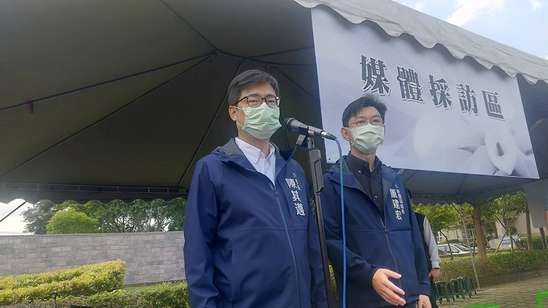 高雄市長陳其邁（左） (資料照片／中央社)