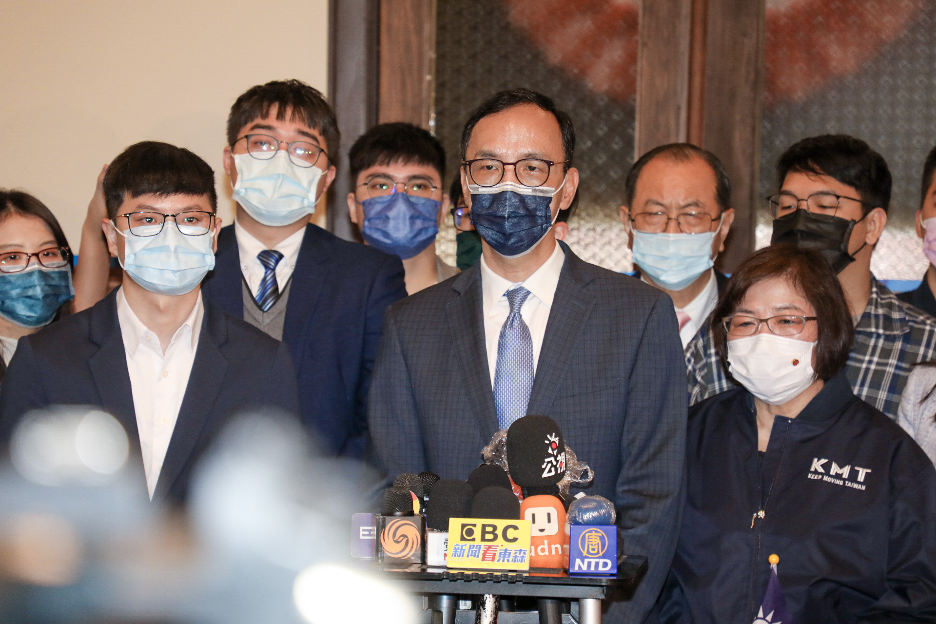 國民黨主席朱立倫表示，一開口就搞抗中保台的民意代表或立委，一定會被罷免。(國民黨提供)