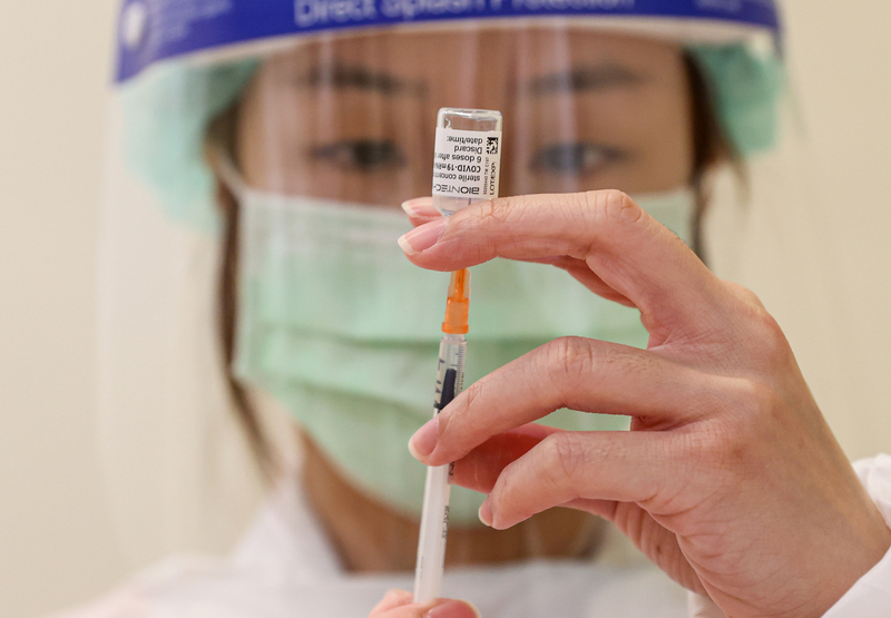 加拿大19日批准讓5到11歲孩童施打輝瑞(Pfizer)/BioNTech的COVID-19疫苗。(示意圖 / 圖：中央社)