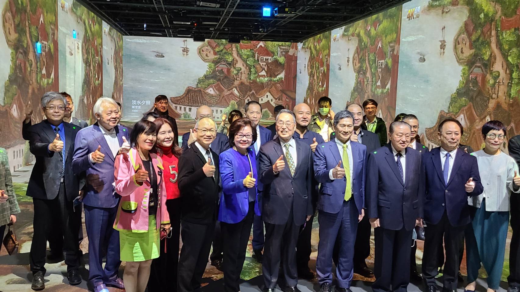 全台首座5G+4K全沈浸藝文數位展演場域「双融域AMBI SPACE ONE」9日正式揭幕，開幕會上貴賓雲集。(江昭倫 攝)