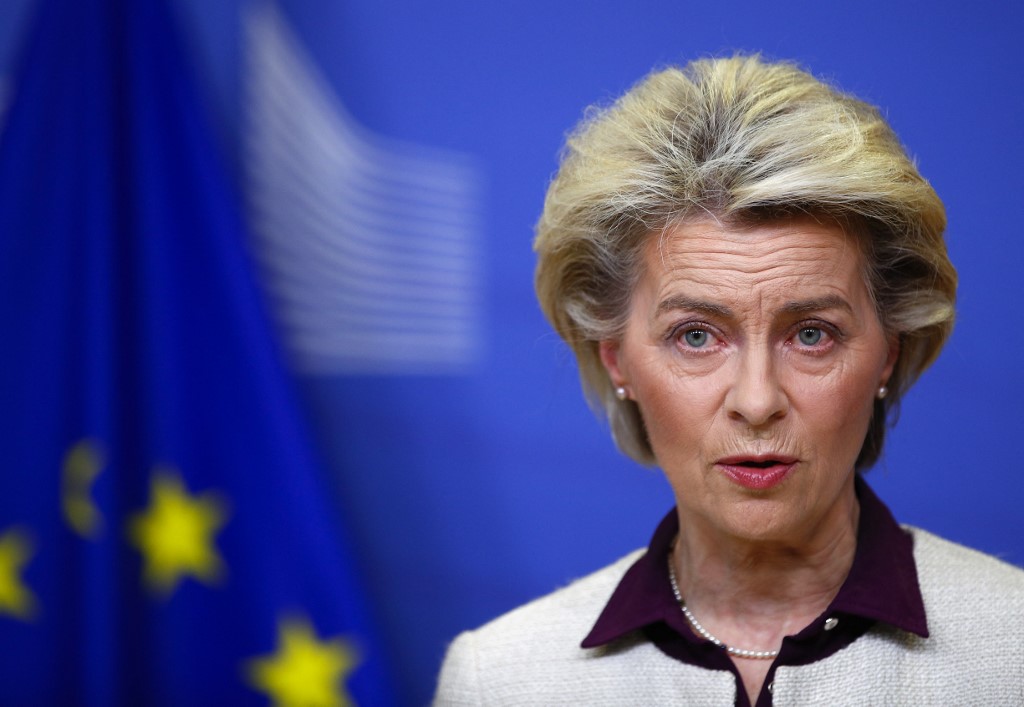 歐洲聯盟執行委員會(European Commission)主席范德賴恩(Ursula von der Leyen)24日表示，歐盟將以12億歐元的一系列財政援助計劃幫助烏克蘭，藉此減輕烏克蘭與俄羅斯衝突受到的影響。(AFP)