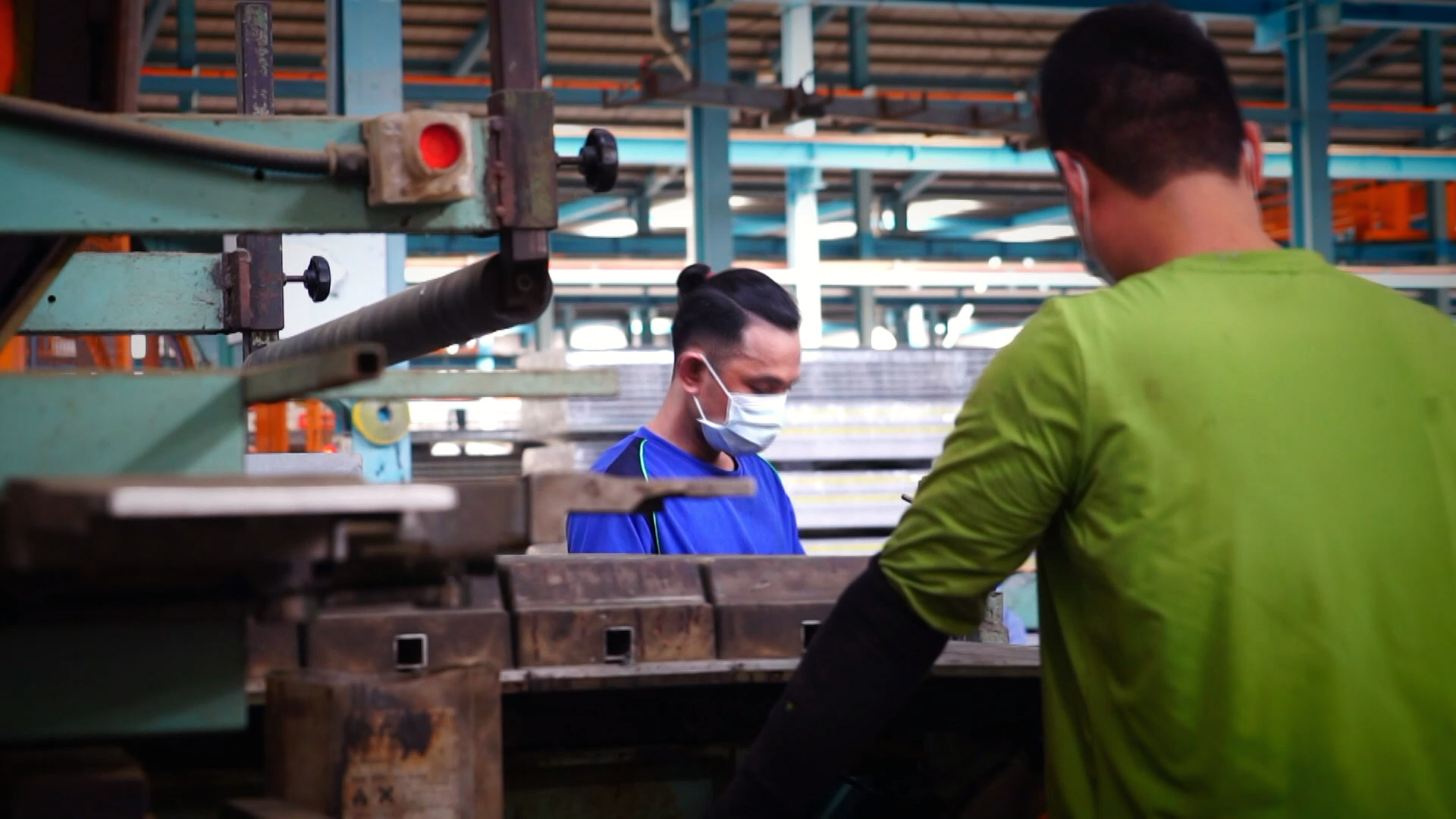 勞動部26日召開首場最低工資諮詢會及審議會聯席會議，會中未提到調幅，但資方期盼未來調整最低工資時應多關注較為辛苦、邊緣的產業。(示意圖/RTI)