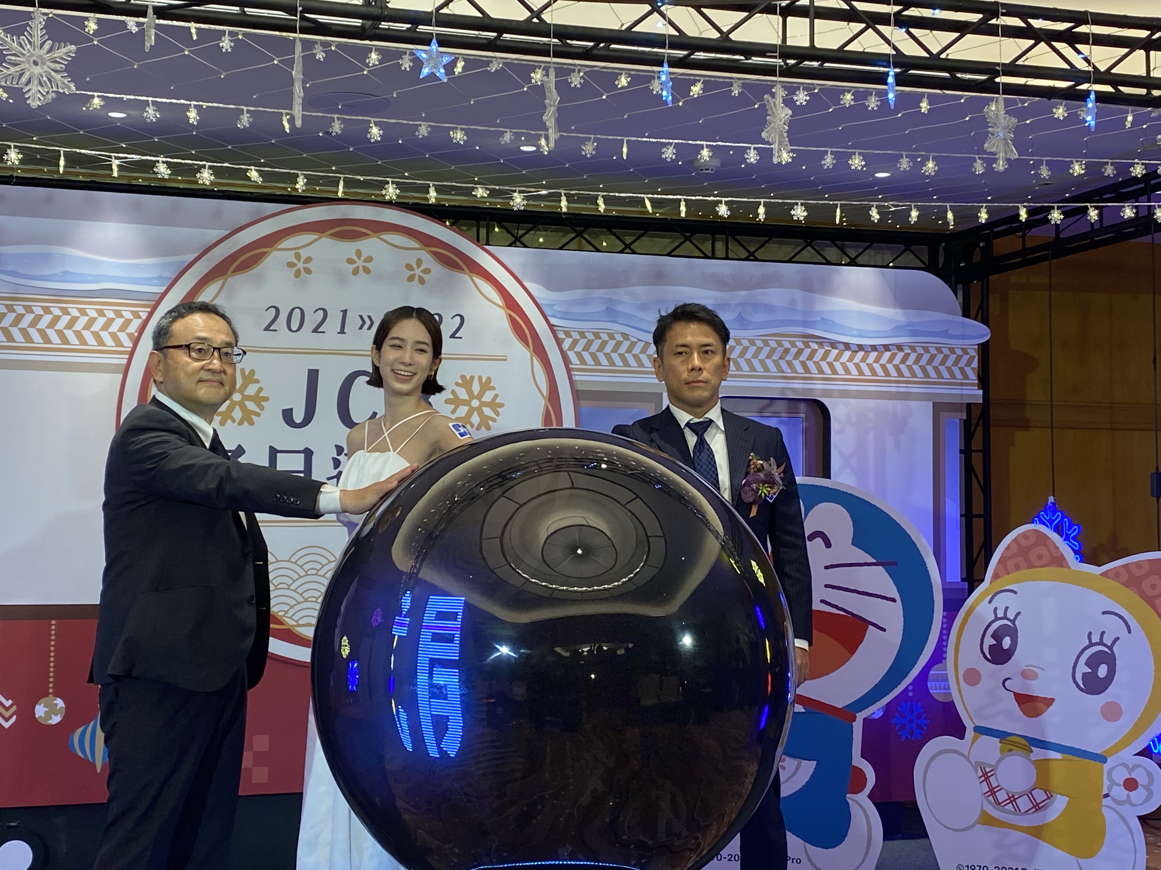 JCB的「冬日遊樂祭」，今年選在台灣舉辦以日本為主題情境的活動，讓民眾可以「偽出國」。(圖／陳林幸虹 攝)