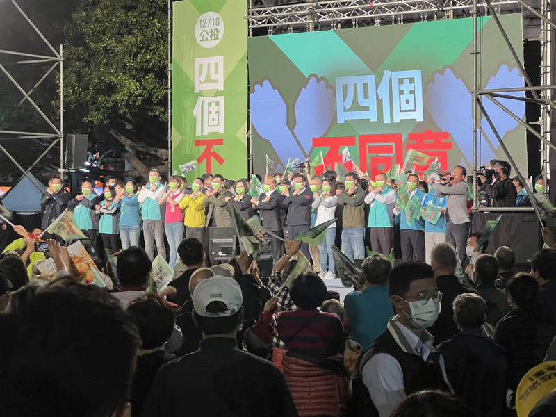 四大公投進入最後黃金週，民進黨下令全體黨公職全力催出「四個不同意」票。 (資料照／中央社)