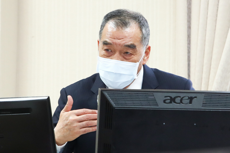 國防部長邱國正證實，不修兵役法， 役期擬延長為1年。(資料照片/中央社)