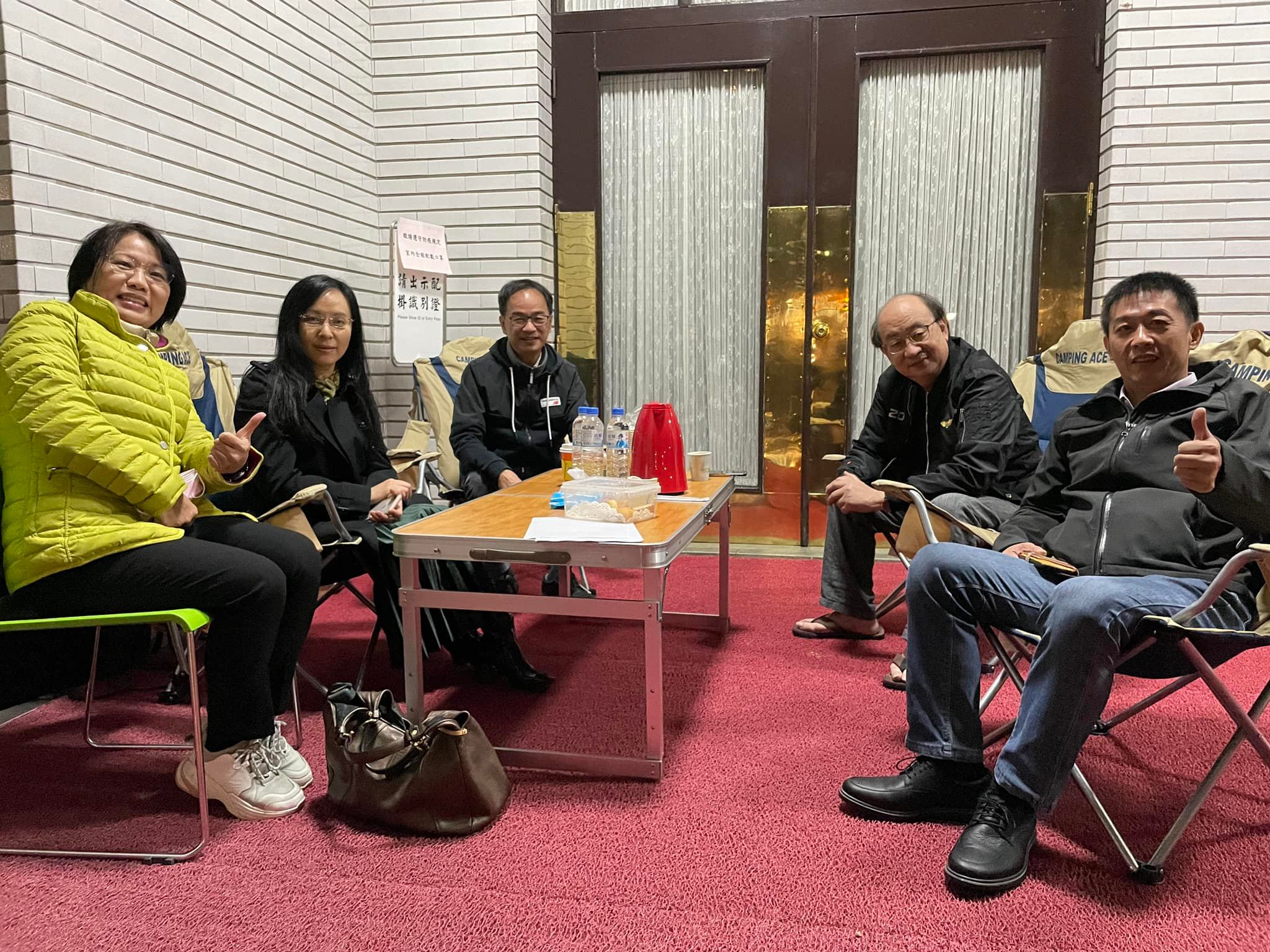 民進黨立法院黨團21日發動輪班守議場，力拼「地制法」修法草案能在24日院會順利處理。(柯建銘臉書)