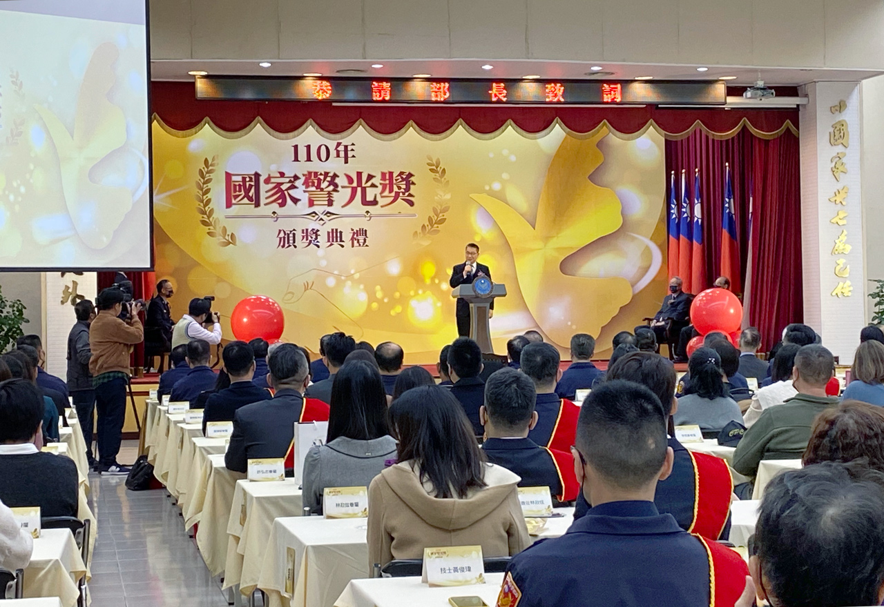 內政部長徐國勇22日出席「110年國家警光獎」頒獎典禮。(林詠青攝)