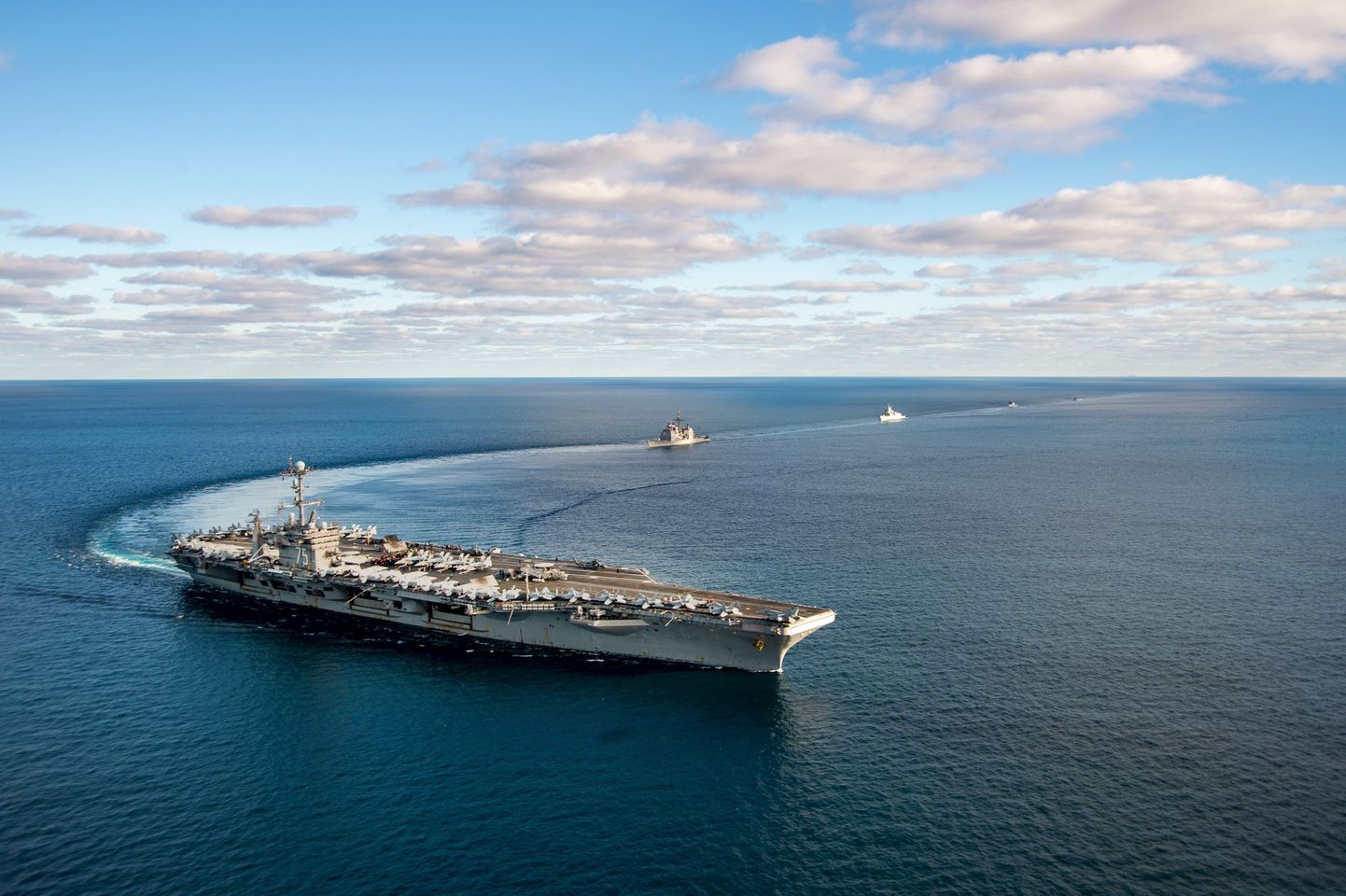 美軍「杜魯門號」（USS Harry S Truman）航空母艦打擊群。 (圖:取自杜魯門號臉書)