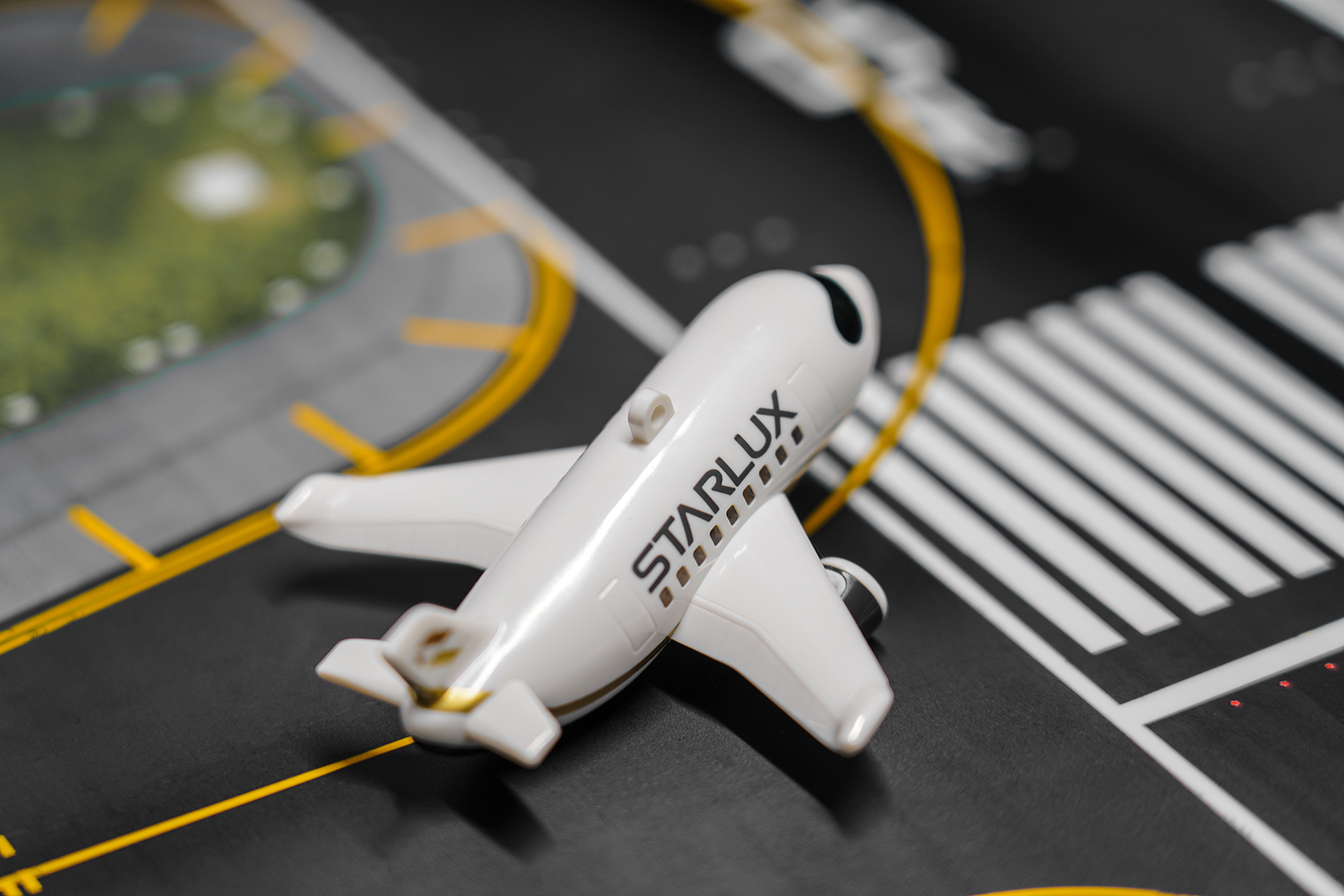 星宇航空今天(3日)宣布，將攜手7-ELEVEN和愛金卡公司，推出全台首款以空中巴士A321neo為造型的icash2.0。（星宇航空提供）