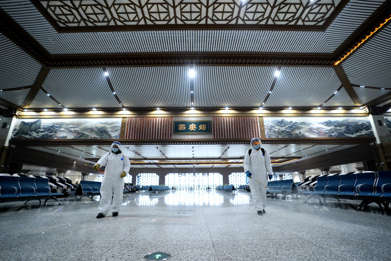 中國西安市官方宣布，5日新增35個病例都在封控區、隔離點，「社會面基本實現清零」；達到解除條件的社區，經評估後，逐步有序予以解封。(圖：中央社)